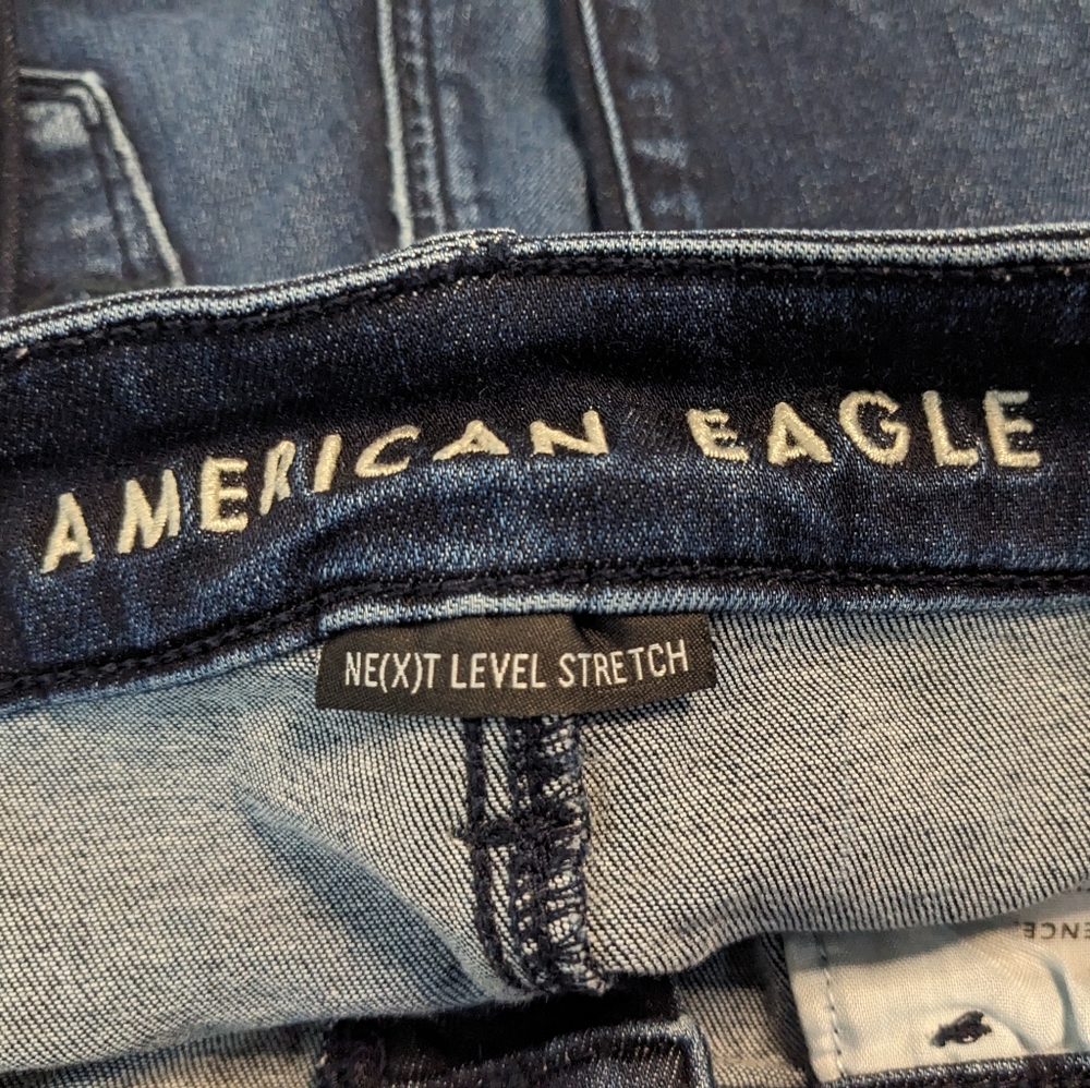 Slightly Ripped Jeans - Picture 4 of 5